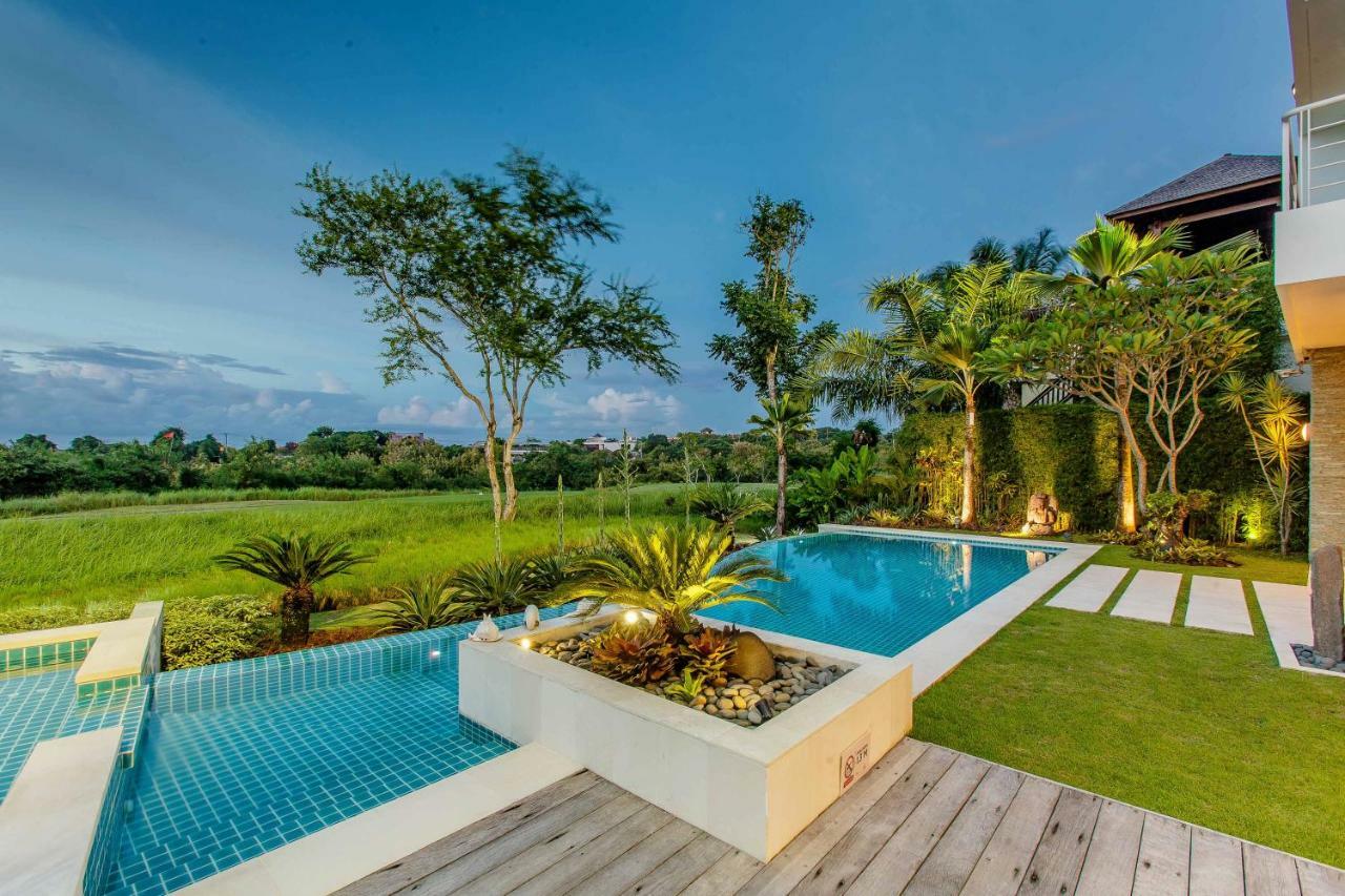 Phocea Golf View Villa By Premier Hospitality Asia Pecatu Extérieur photo